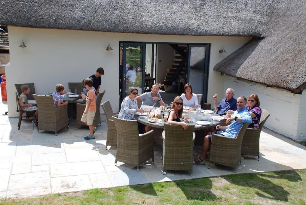 Chestnut Cottage, New Forest, Village Holiday home